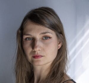 Alice Bîrcă – artist și coordonator ateliere creative pentru copii